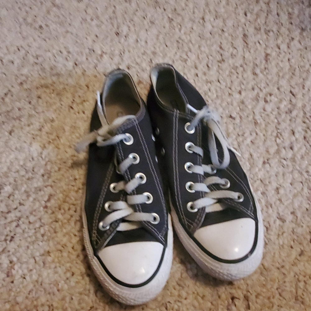 Black converse